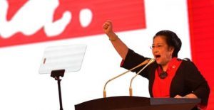 Tak Pernah Lulus Kuliah, Megawati Kaget Terima 11 Gelar Kehormatan
