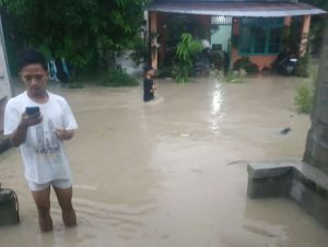 Labuhanbatu Banjir, Warga Mengungsi dari Rumah