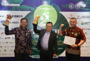 Bank Sumut Raih Dua Penghargaan Top CSR Award