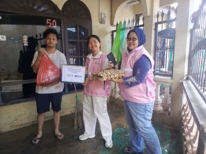 PLN Icon Plus Salurkan Bantuan pada Pegawai Terdampak Banjir di Medan