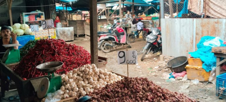 Harga Kebutuhan Pangan di Sibolga dan Gunung Sitoli Bergerak Anomali