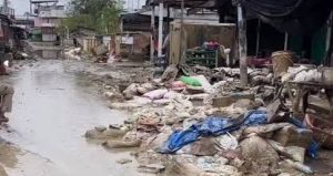 Banjir, Medan Dipenuhi Sampah Ribuan Ton